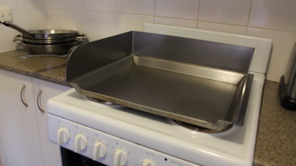 Coming Soon! Indoor BBQ / Oven hotplate / Baking tray with splash back